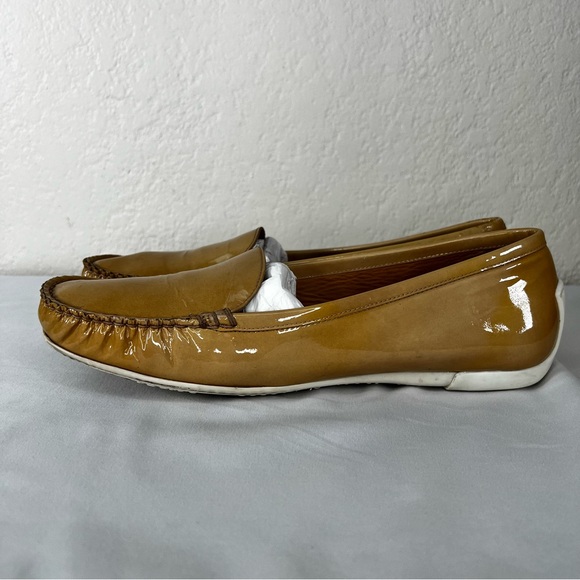 Stuart Weitzman Cia Mach1 Patent Leather Tan Flats Slip On Loafer Shoes Size 9 - Picture 6 of 14